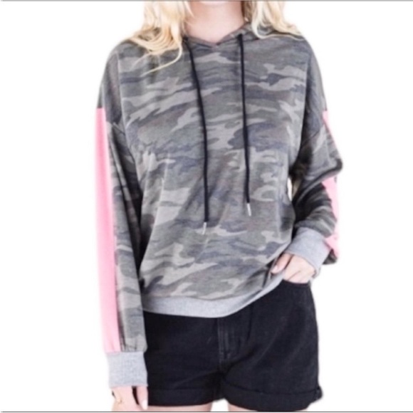 12PM BY MON AMI camo hoodie top M - Picture 2 of 9